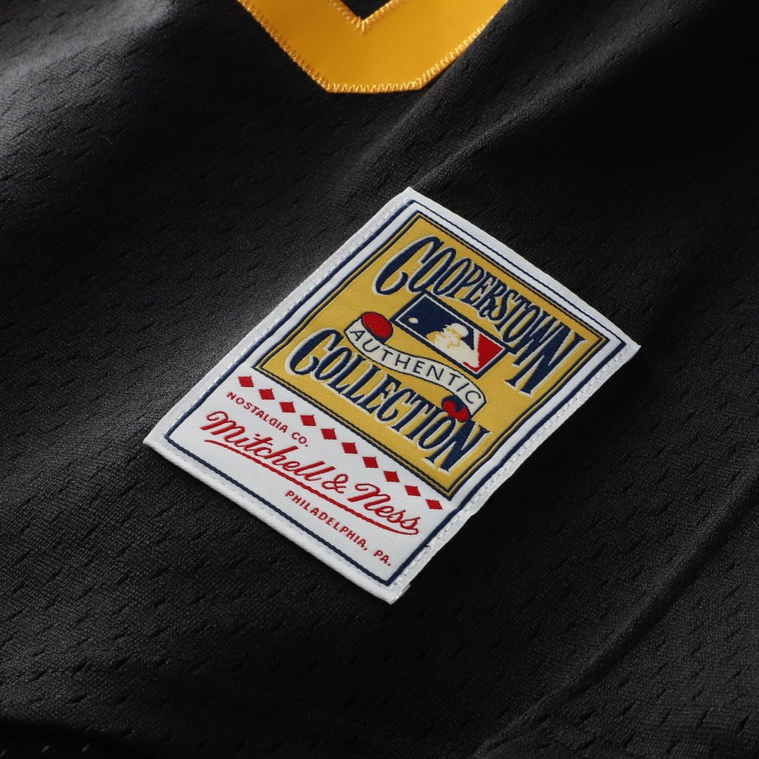 Willie Stargell Pittsburgh Pirates Mitchell & Ness Cooperstown Collection Big & Tall Mesh Batting Practice Jersey - Black | MLB Fan Gear