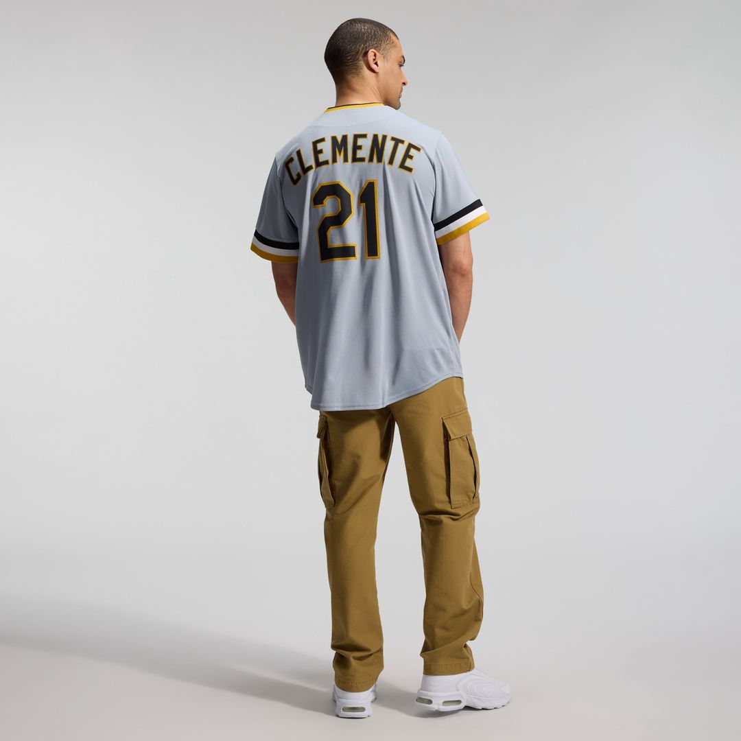 Roberto Clemente Pittsburgh Pirates Nike Throwback Cooperstown Collection Limited Jersey - Gray | MLB Fan Gear