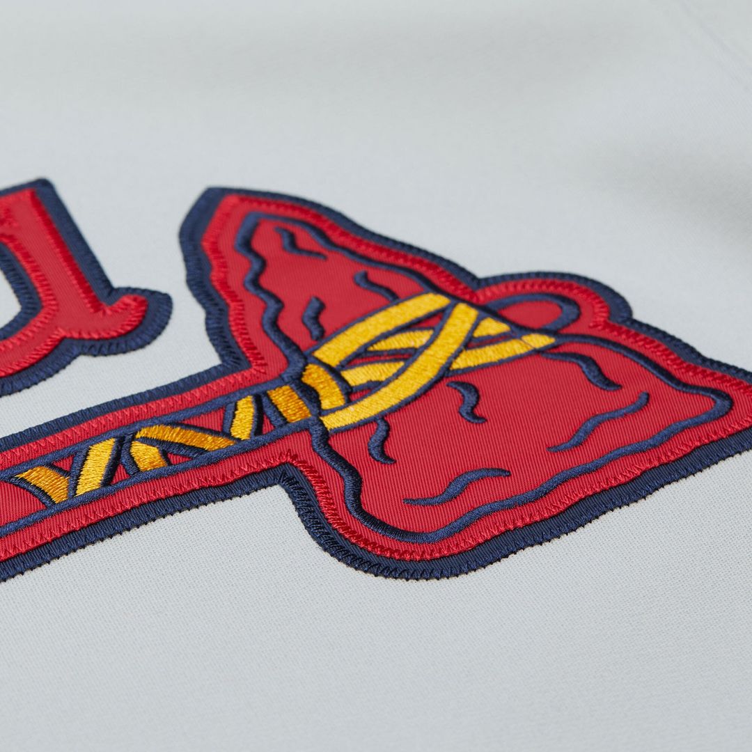 Greg Maddux Atlanta Braves Mitchell & Ness 1995 Throwback Authentic Jersey - Gray | MLB Fan Gear