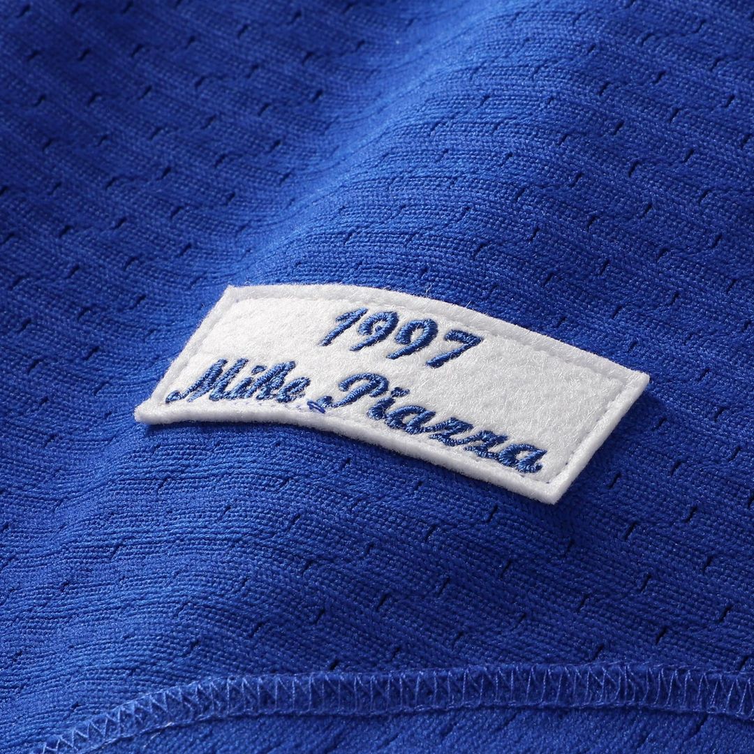 Mike Piazza Los Angeles Dodgers Mitchell & Ness Cooperstown Collection Mesh Batting Practice Button-Up Jersey - Royal | MLB Fan Gear