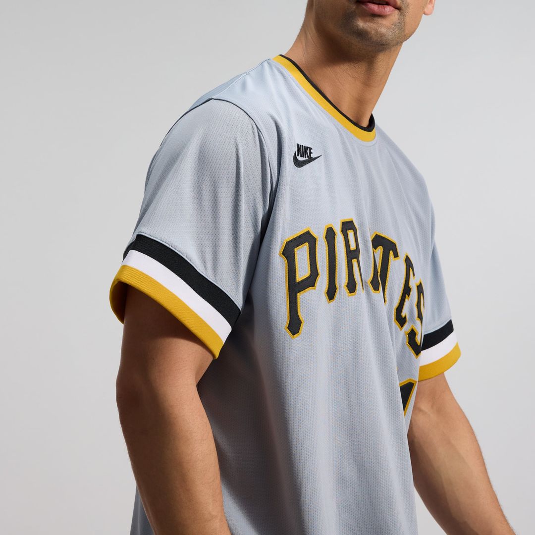 Roberto Clemente Pittsburgh Pirates Nike Throwback Cooperstown Collection Limited Jersey - Gray | MLB Fan Gear